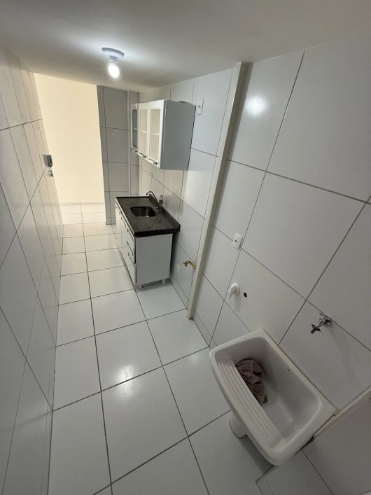 Alugo ao lado do Shopping Pátio apartamento 2/4, suíte, Maceió - AL