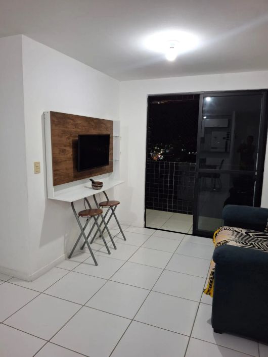 APARTAMENTO COM 3 QUARTOS SEMIMOBILIADO