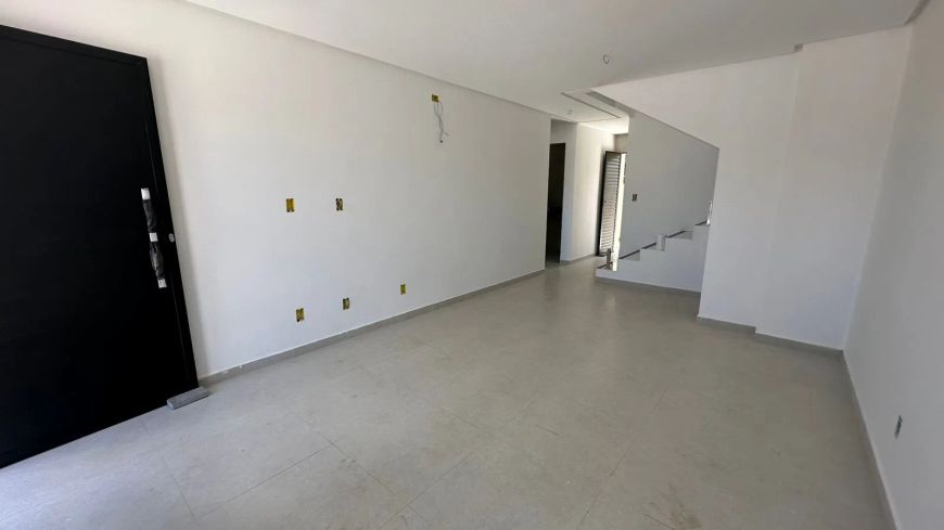 Sobrado para venda possui 90 metros quadrados com 3 quartos em Serraria - Maceió - AL
