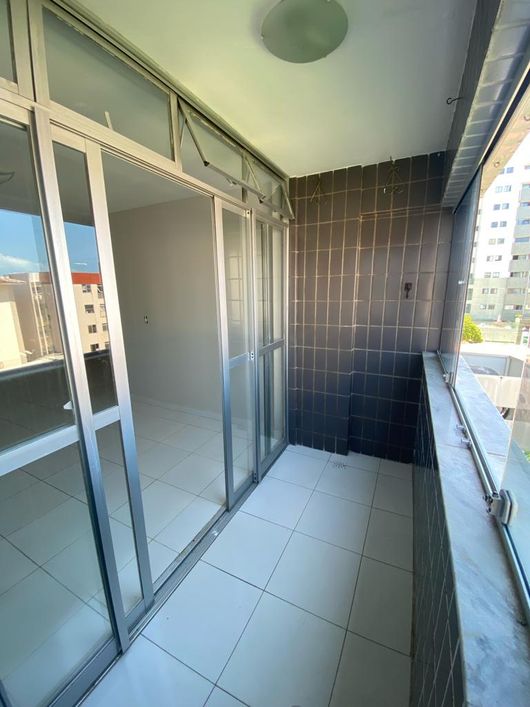 PS. ALUGO APTO COM 3/4 E VARANDA NA JATIUCA