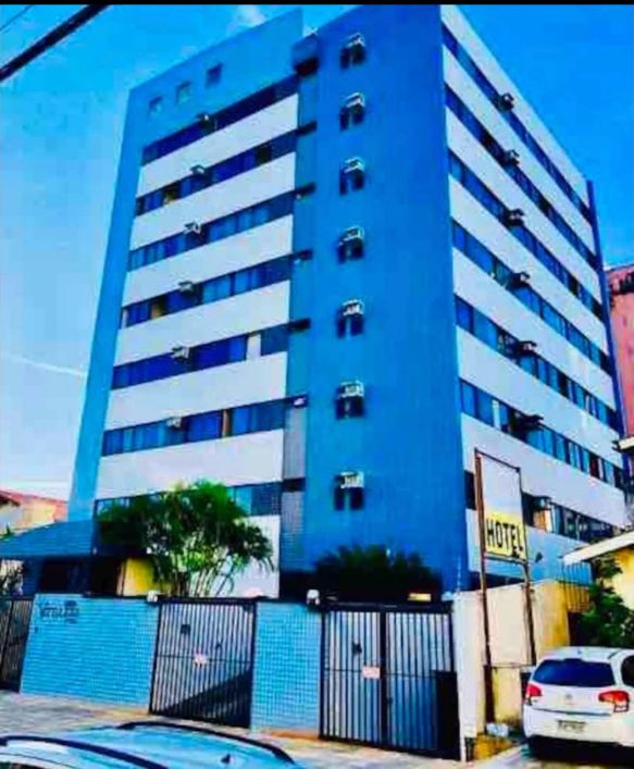 ALUGO APARTAMENTO 1/4 MOBILIADO NO EDF.VERNAZZA , R$2.600,00