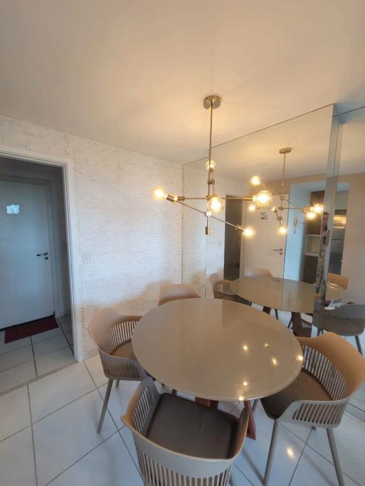Alugo 2/4 mibiliado no ilhas vivence na serraria com lazer.