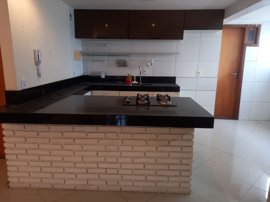 Oportunidade! Apartamento com ótimo padrão com 96m, 4 quartos, próximo ao supermercado Palato.