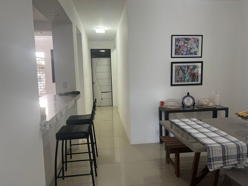 Imóvel para aluguel com 250 metros quadrados com 3 quartos em Barro Duro - Maceió - AL