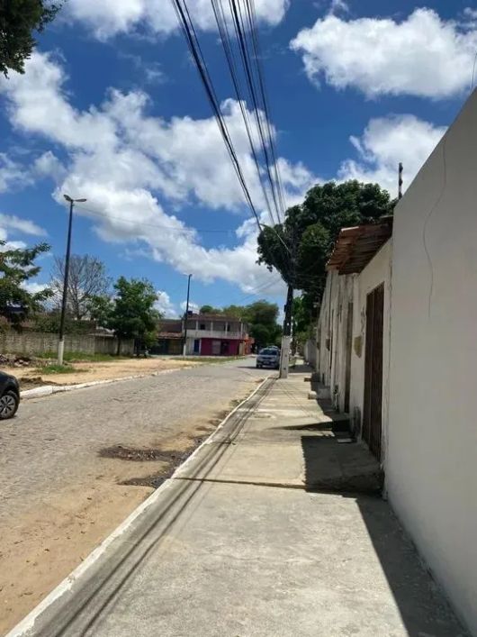 CASA NO EUSTÁQUIO GOMES COM 2 QUARTOS 1 BANHEIRO