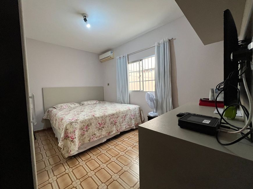 Casa para venda tem 256 metros quadrados com 4 quartos em Jatiúca - Maceió - AL