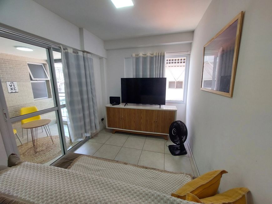 Belíssimo quarto e sala mobiliado no JTR na Jatiúca!