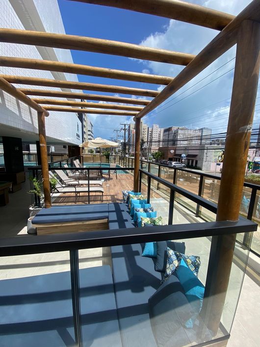 ALUGO apartamento com varanda NOVO de 1/4 na melhor localização da Jatiúca-Maceió AL