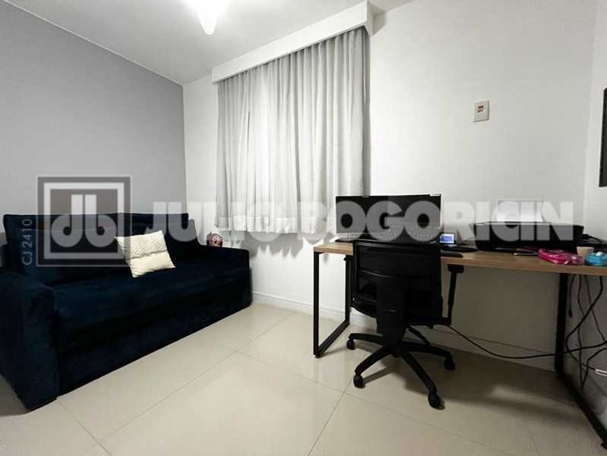 Cobertura Duplex à Venda na Taquara, 3 Quartos, 133m² Próximo Shopping