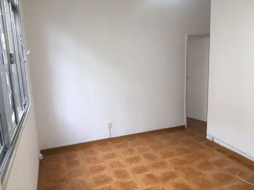 Vendo apartamento de 2 quartos em Vila Isabel - Rio de Janeiro - RJ