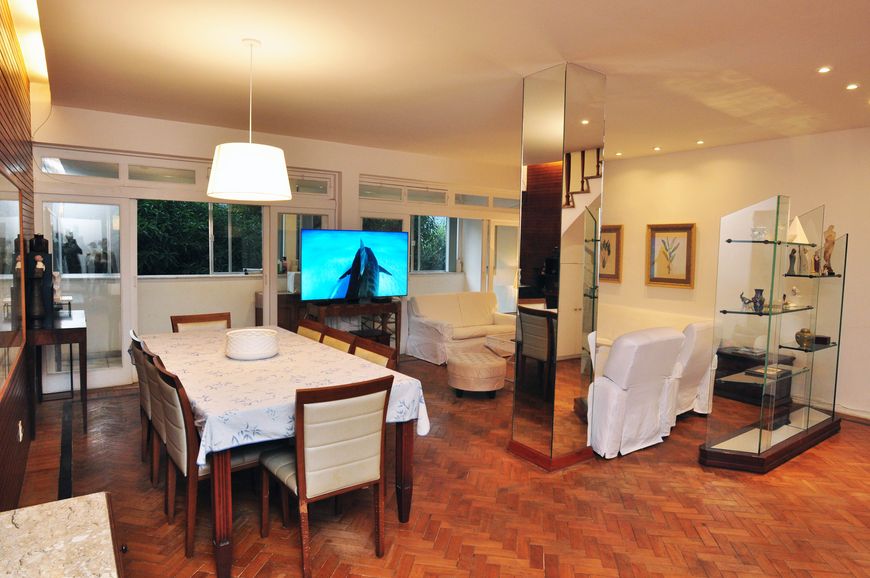 Cobertura com 328m² à venda no Leblon, Rio de Janeiro.