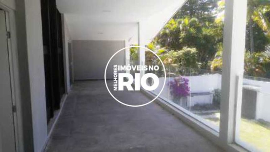 Casa no Condomínio Santa Helena à venda