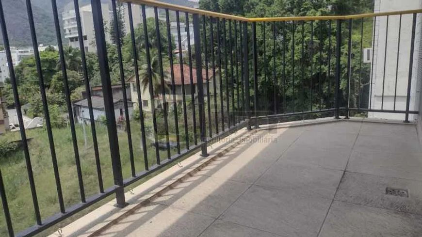 Apartamento - / Residencial / Freguesia (Jacarepaguá)