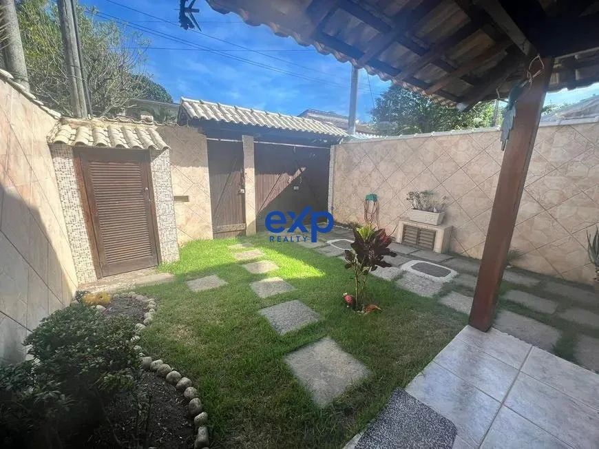 Linda Casa em Condomínio no Anil - Venda