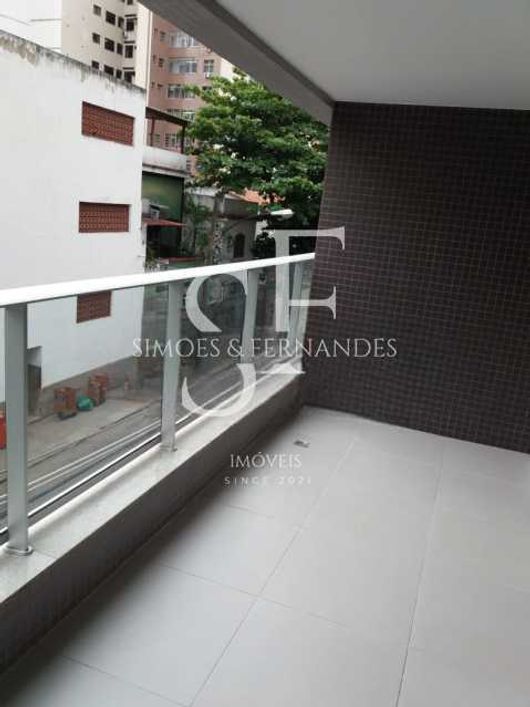 Tijuca - Oportunidade - Cobertura Tríplex, Rua Adolfo Mota, 2 quartos c 1 suíte, 1 vaga