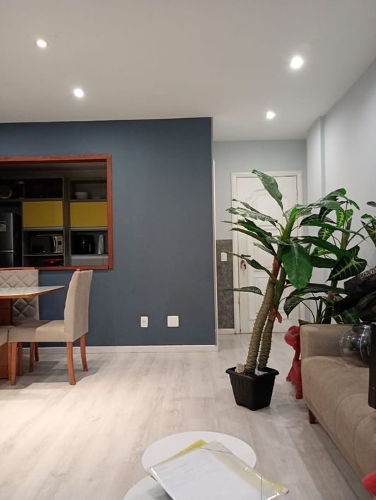 Apartamento de 3 Quartos(1 Suíte), 2 Varandas, Closet, Cozinha Planejada e 2 Vagas no Recreio