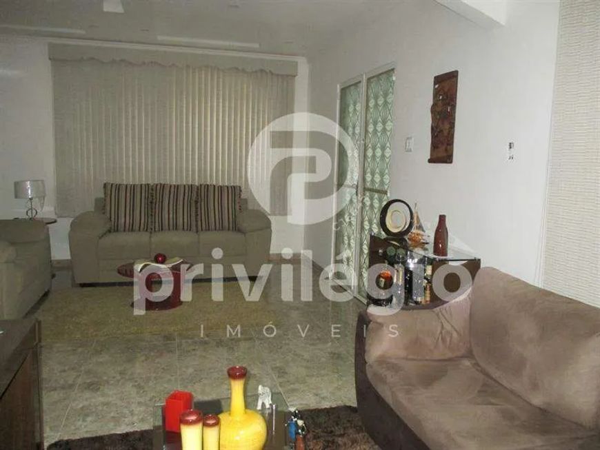 Casa à venda, 3 quartos, 2 suítes, 4 vagas, Campo Grande - RIO DE JANEIRO/RJ