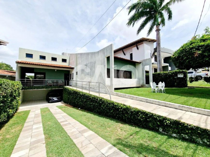 Casa no condomínio Green Woods