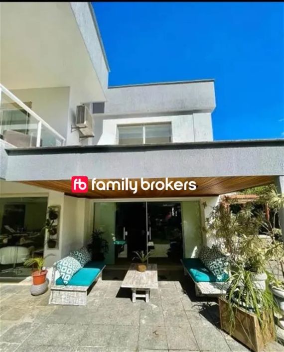 CONDOMÍNIO LAGOA MAR NORTE - CASA DUPLEX COM 6 SUÍTES e 6 VAGAS