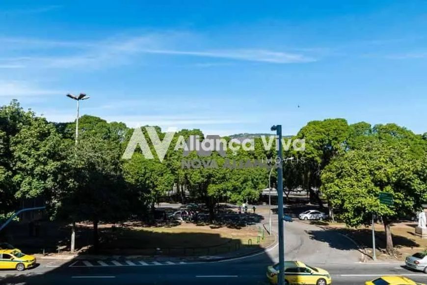 Botafogo | Apartamento 4 quartos, sendo 1 suite