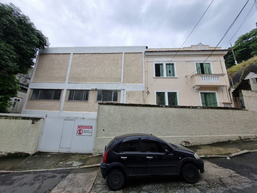 Casa para aluguel e venda com 620 metros quadrados com 8 quartos
