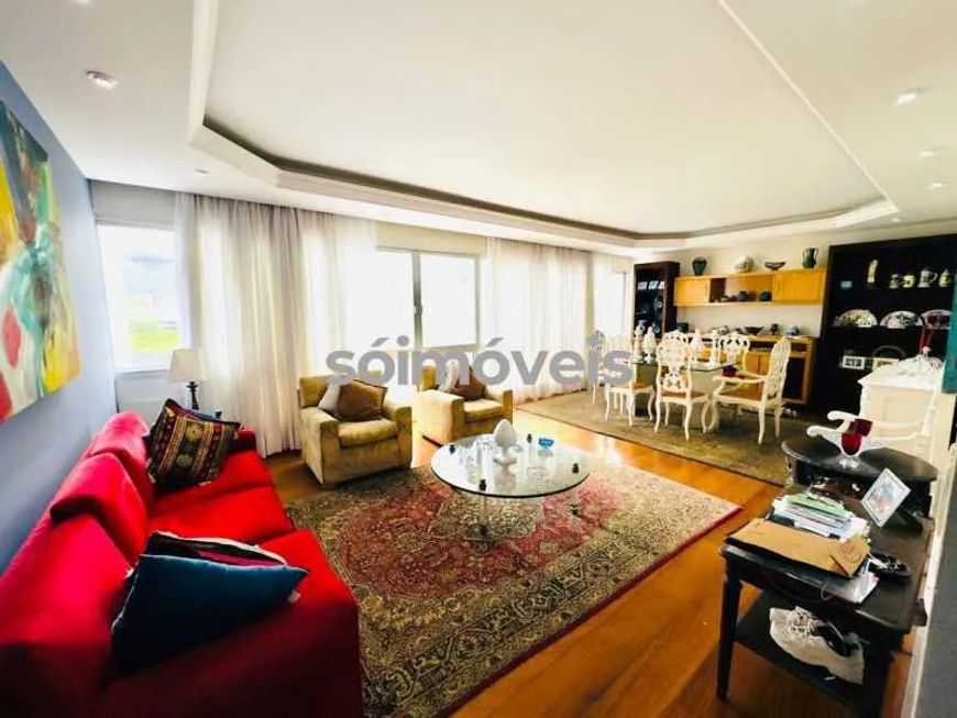 Apartamento com 4 quartos e 2 vagas a venda na Delfim Moreira em Leblon - Rio de Janeiro - RJ