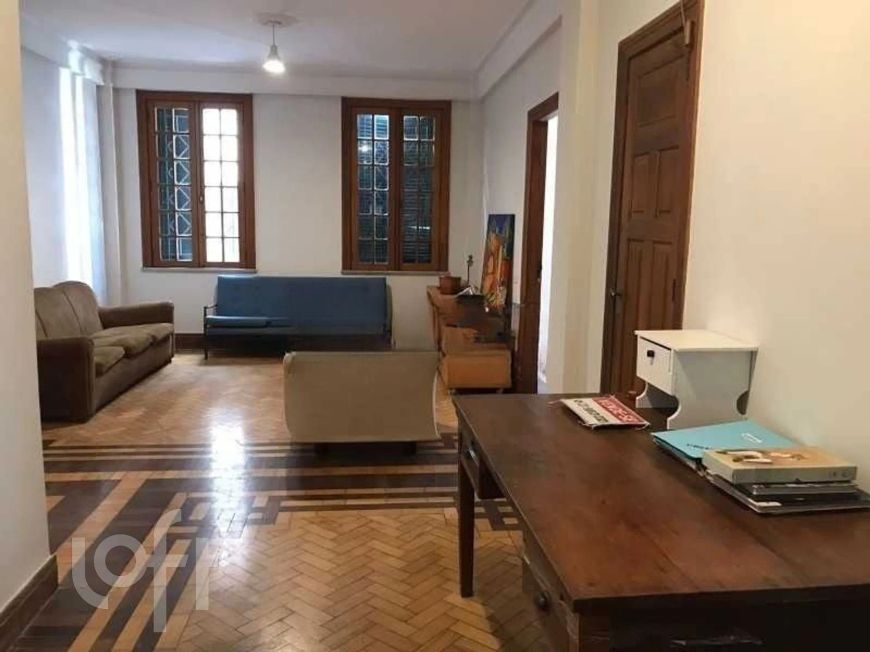 Apartamento à venda em Laranjeiras com 199 m², 3 quartos, 3 suítes, 1 vaga