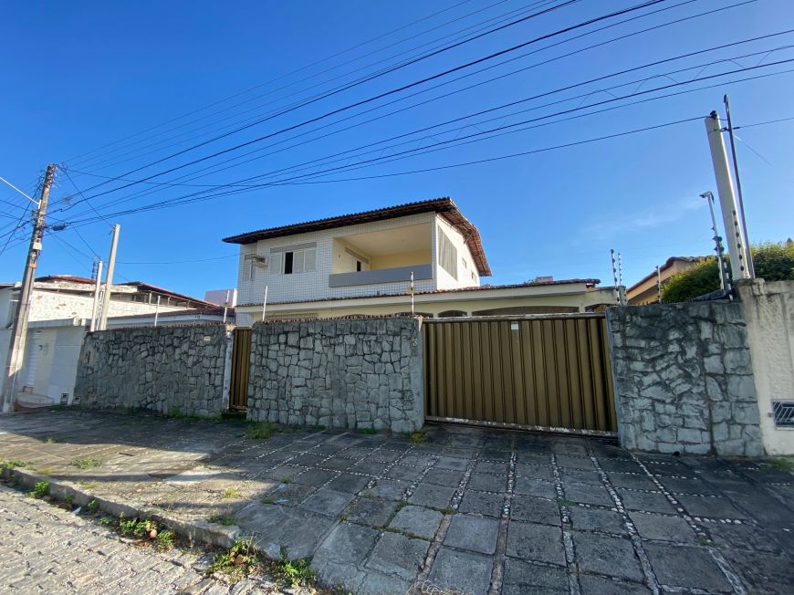 Imóvel para venda possui 200 metros quadrados com 3 quartos em Nossa Senhora de Nazaré - Natal - RN