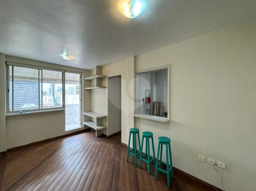 Apartamento com 1 quartos para locação em Cerqueira César - SP