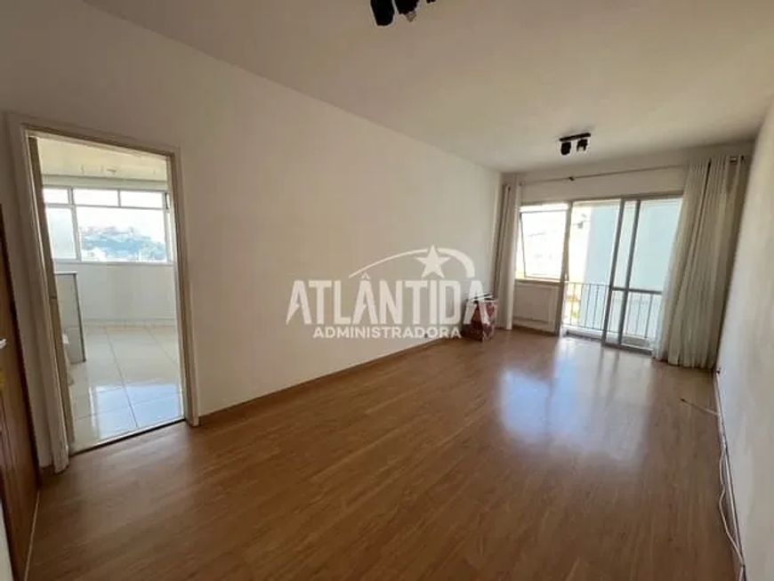 Apartamento com vista Pão de Açúcar, próximo ao metrô estação Gloria