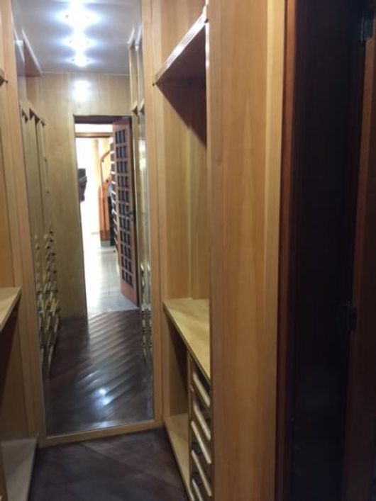 Apartamento de 300 metros quadrados no bairro Leblon com 4 quartos
