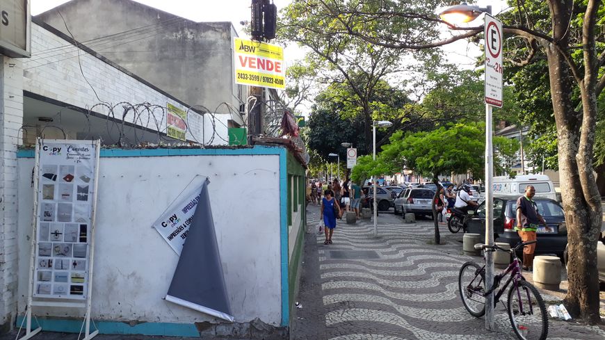 Imóvel comercial 168 m2, 2 salas, 3 quartos, terreno 504 m2, próximo ao Shopping, calçadão,