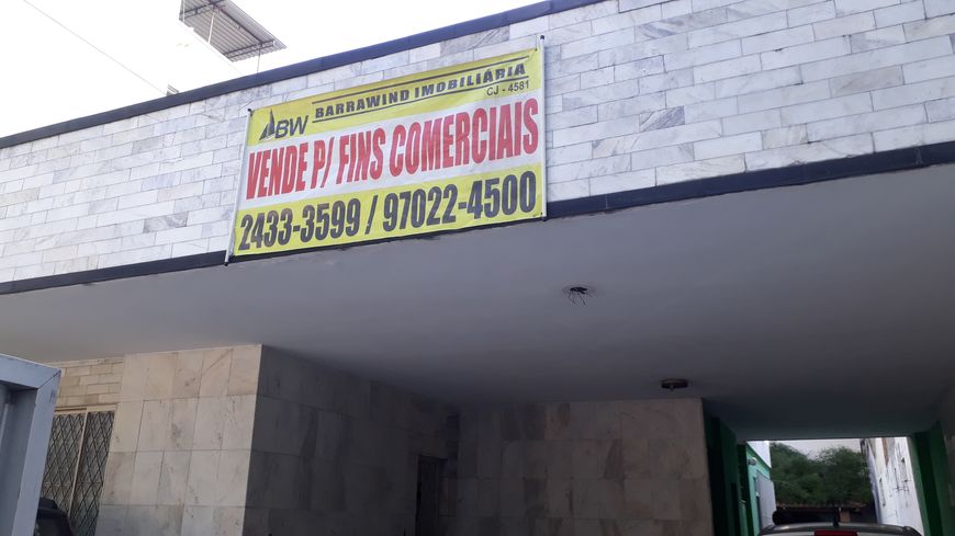 Imóvel comercial 168 m2, 2 salas, 3 quartos, terreno 504 m2, próximo ao Shopping, calçadão,