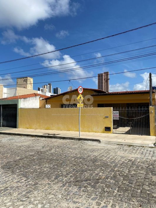 Casa em Lagoa Nova