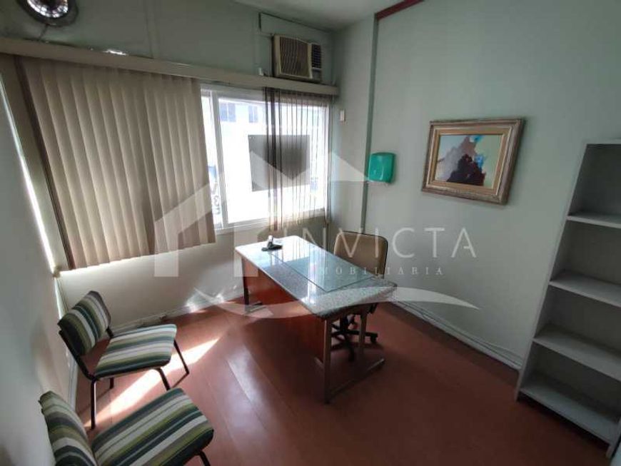 GRANDE SALA DIVIDIDA EM 2 ESPAÇOS!