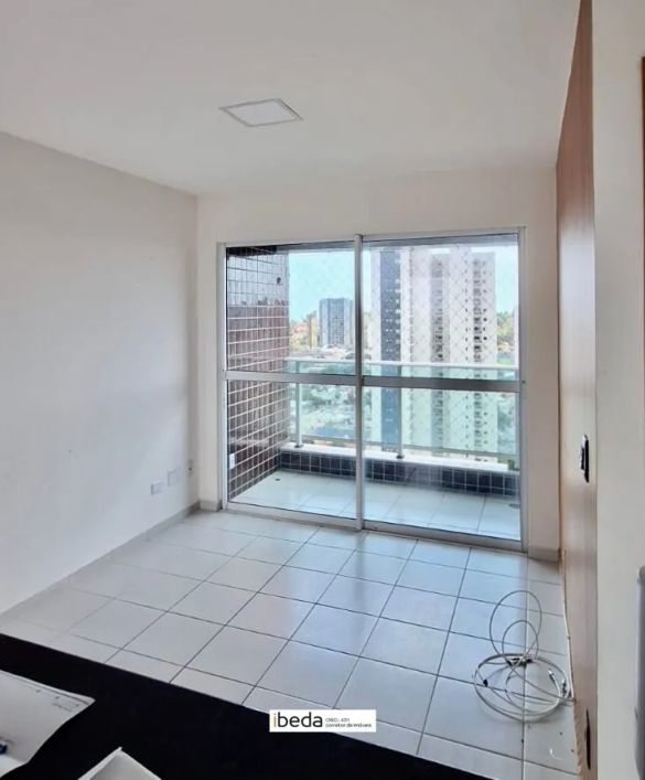 Apartamento com 2 quartos à venda em Natal