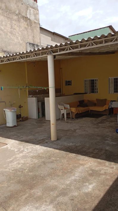 Casa de 3 quartos em uma otima quadra do Riacho Fundo II - Brasília - DF