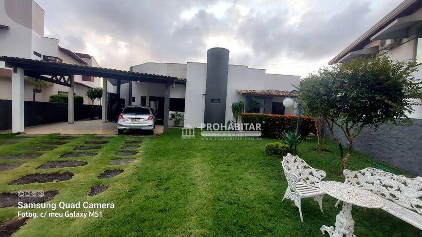 Casa com 4 dormitórios à venda, 300 m² por R$ 1.290.000 - no condominio Greem Woods- Candelária - Na