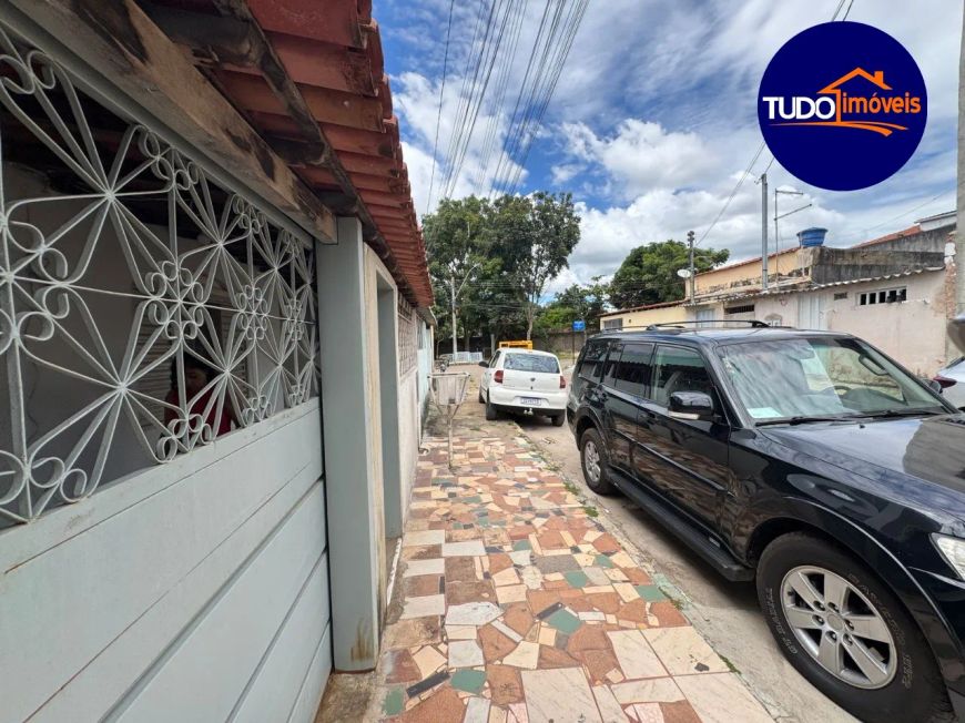 SOBRADO À VENDA - Q 50 GAMA LESTE