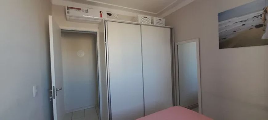 Excelente apto Cond. VIVER BEM - andar alto - ventilado - R$ 230 mil