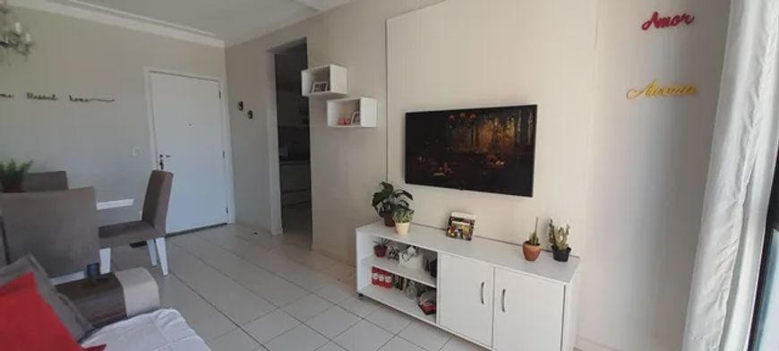 Excelente apto Cond. VIVER BEM - andar alto - ventilado - R$ 230 mil
