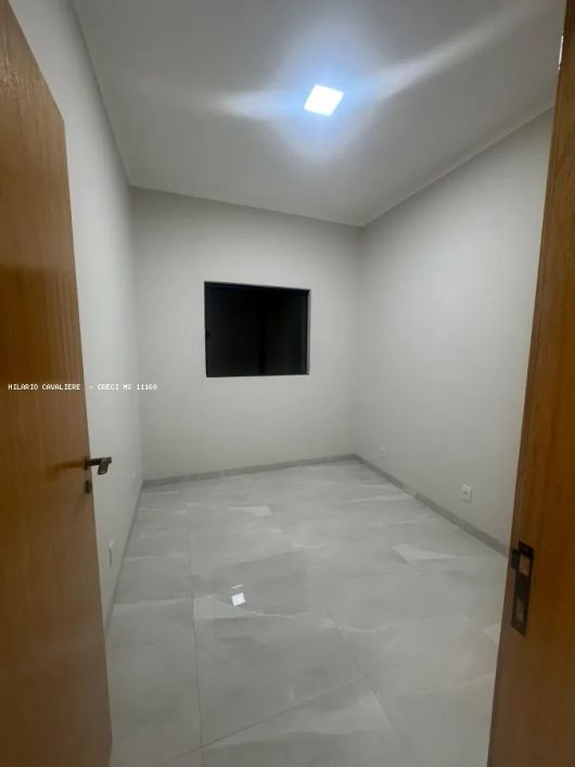Casa para Venda em Campo Grande, Jardim Aero Rancho, 3 dormitórios, 1 suíte, 3 banheiros, 2 vagas
