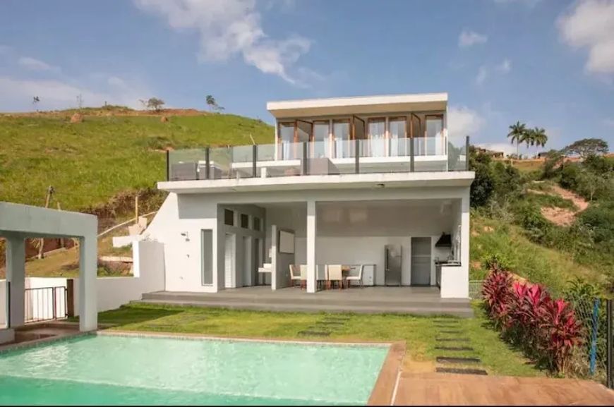 Imóvel para venda com 300 metros quadrados com 4 quartos