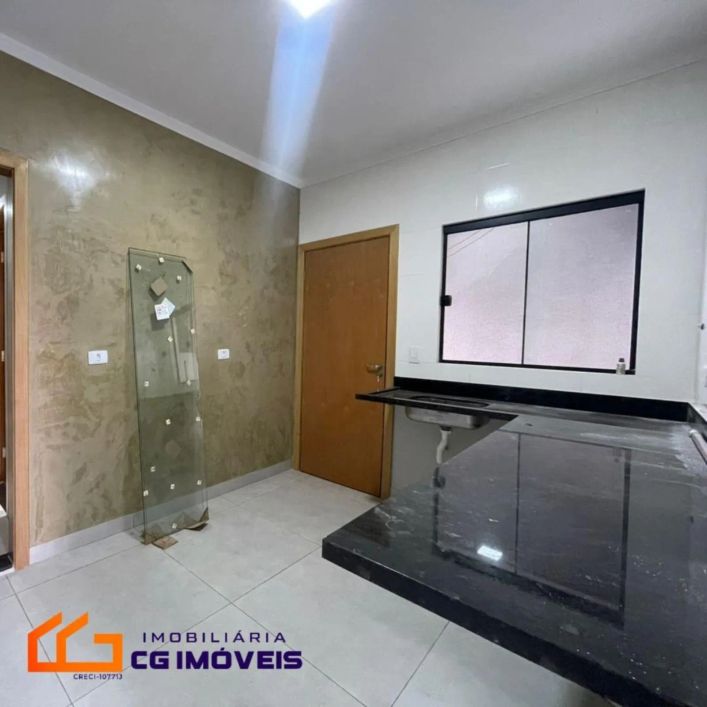Casa á venda com 3 quartos sendo 1 suíte, área gourmet no Aquarius I em Campo Grande - MS