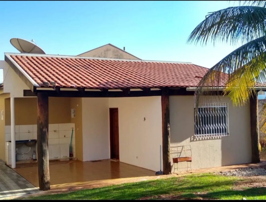 Charmosa Casa Residencial de 115m² Campo Grande - MS com 1 quarto, 2 suítes e 3 va