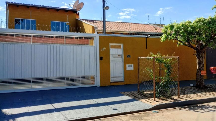 COD446- CASA Á VENDA TÉRREA – VILA TAVEIRÓPOLIS