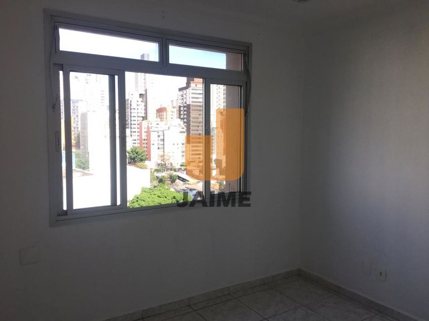 Ótimo apartamento próximo à UNINOVE, entre o metrô Marechal e o Barra Funda.