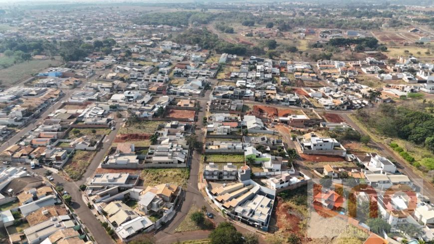 Casa 3D/2S, 136M² na Vila Nasser, Campo Grande/MS por R$750K - Imóvel Residencial à Venda