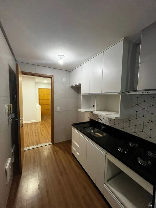OPORTUNIDADE - Residencial Safira Qs 517 - 2quartos - Reformado