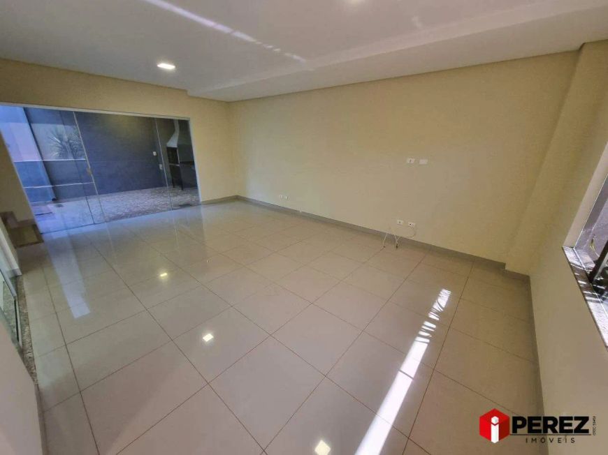 Sobrado Residencial ou Comercial no Bairro Vila Célia